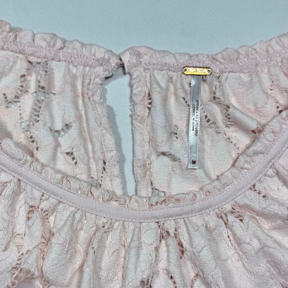 Free People Pink Lace Blouse Top Sz M Sheer Floral Lace Scallop Hem Boho - Picture 3 of 5
